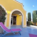 8, La Palmeraie, Village Naturiste, Cap D'agde 펜션 아그