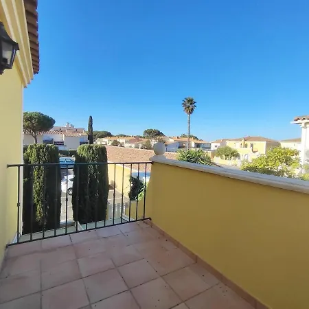 Casa vacanze 8, La Palmeraie, Village Naturiste, Cap D'agde Agde