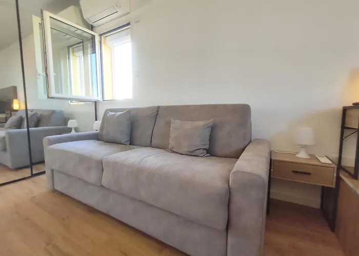 8, La Palmeraie, Village Naturiste, Cap D'agde Agde