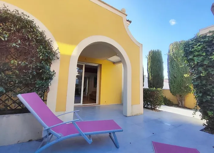 8, La Palmeraie, Village Naturiste, Cap D'agde Holiday home Agde